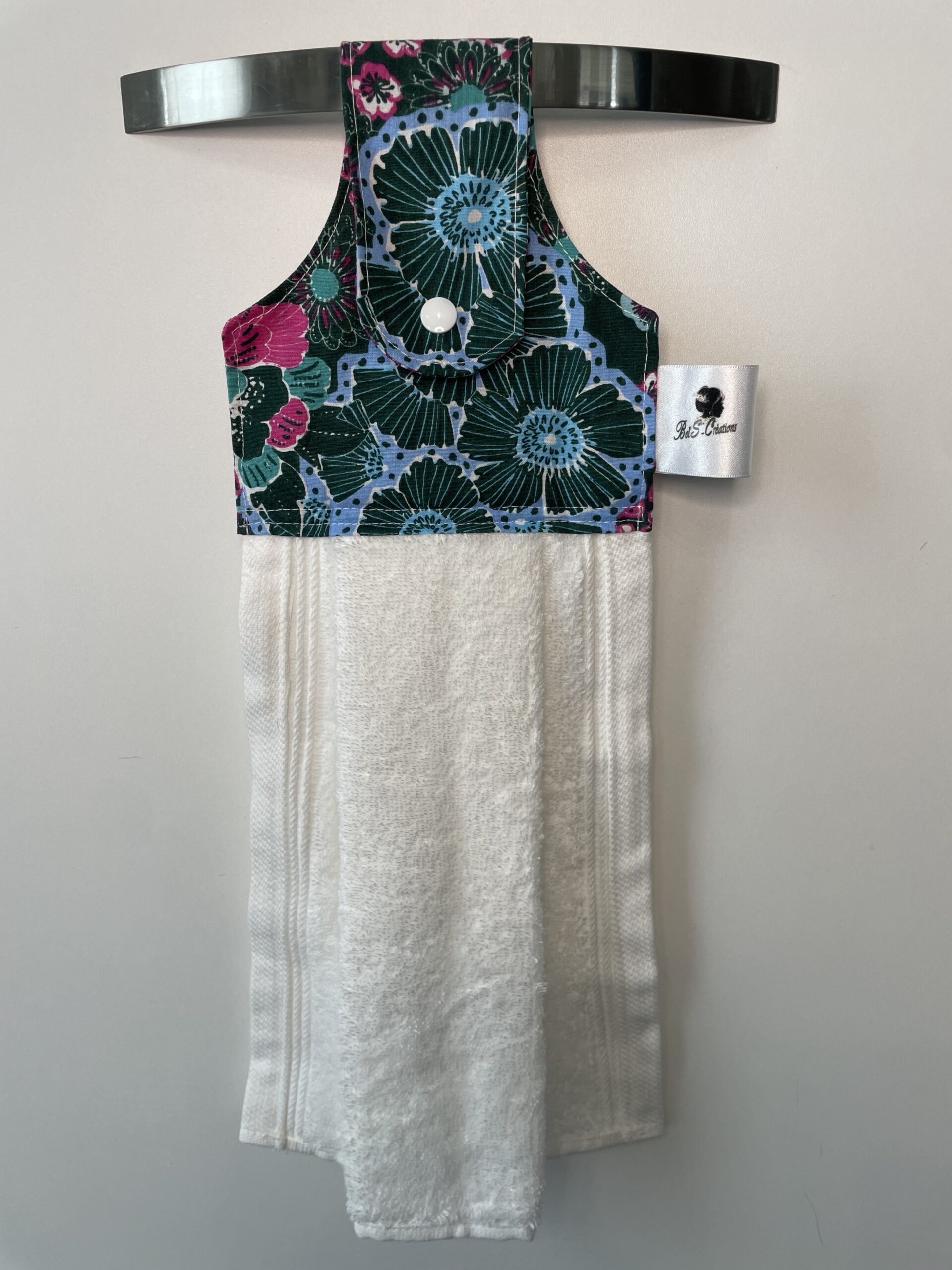 Essuie-mains à suspendre – Motif fleurs vertes