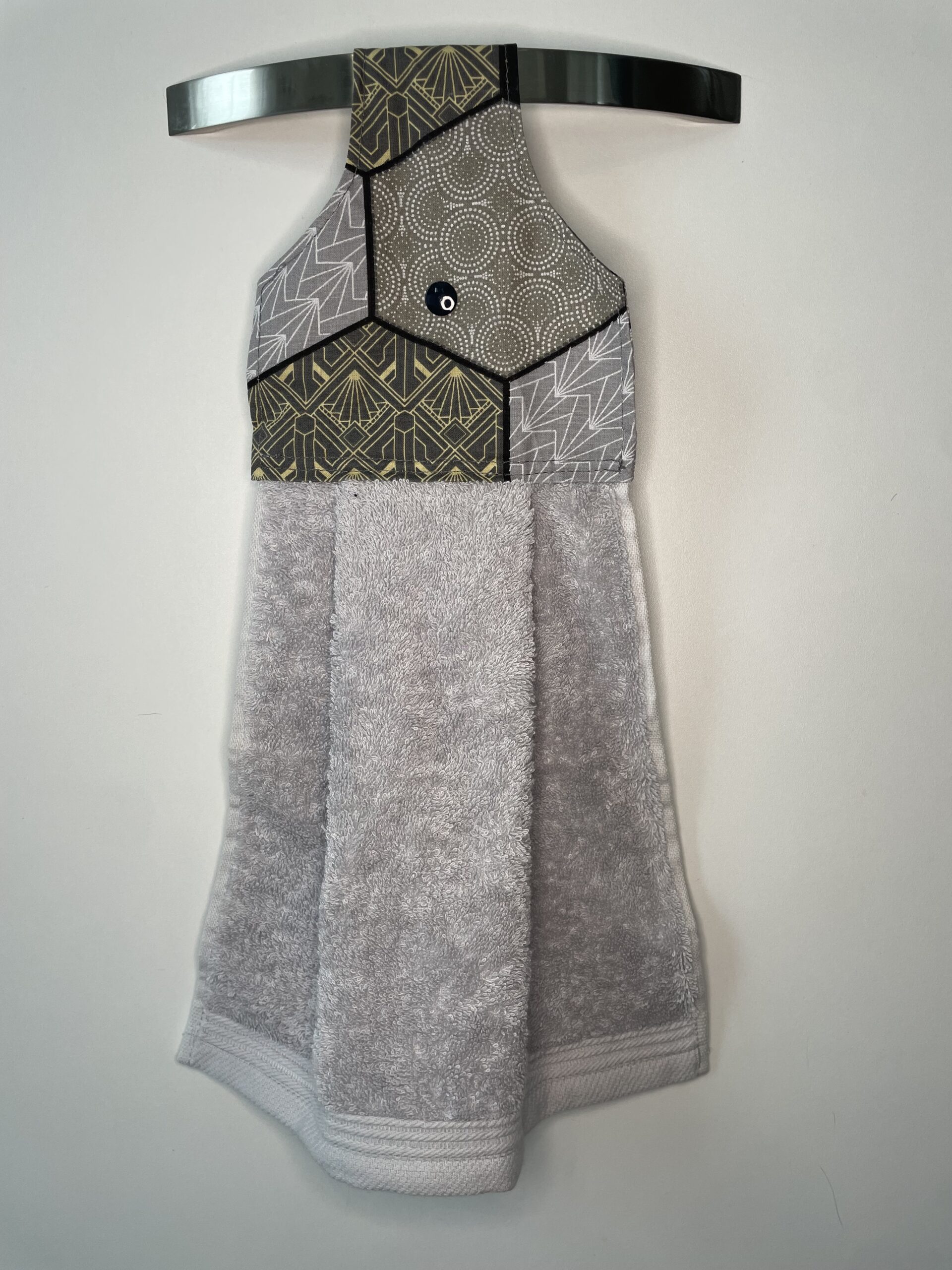 Essuie-mains à suspendre – Motif graphique gris